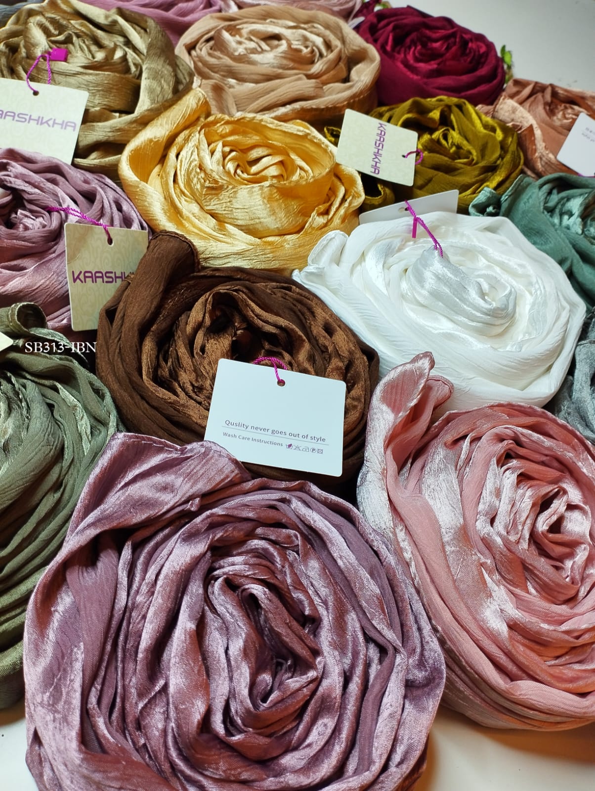 MARBLE SATIN HIJABS - Image 2