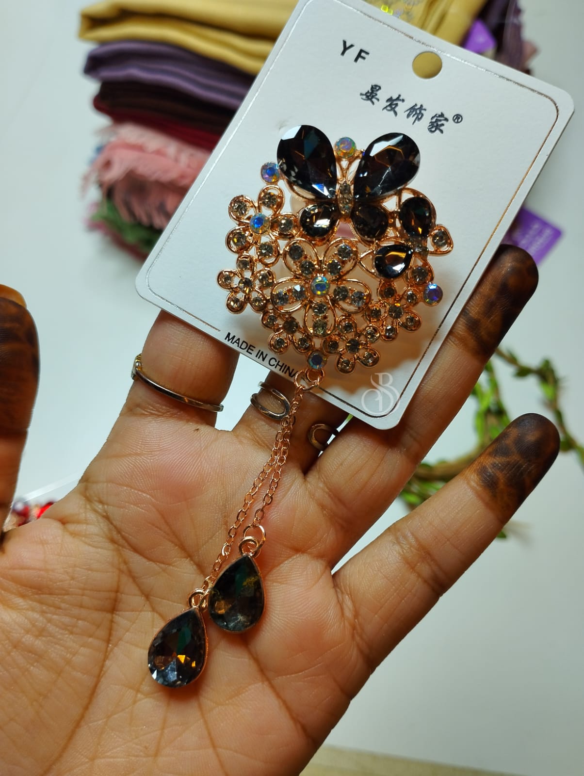 PREMIUM HANGING BROOCHES-003 - Image 3