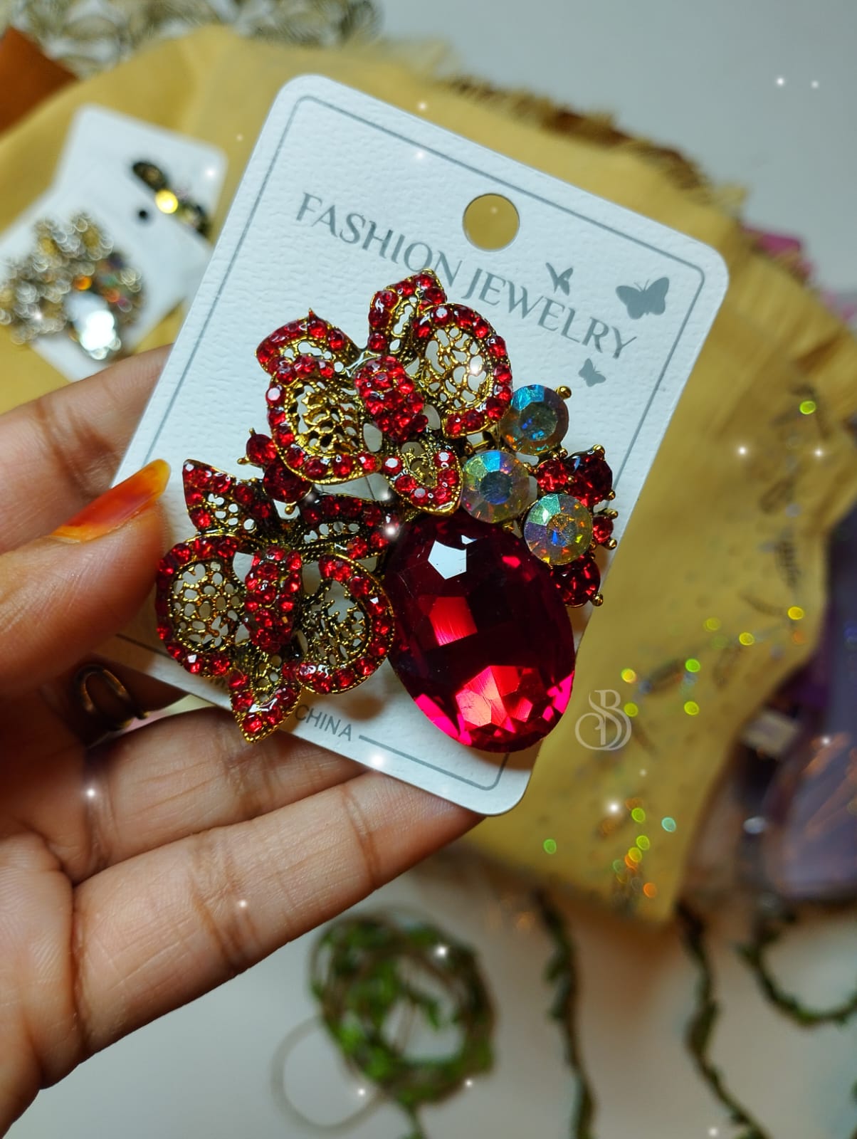 BRIDAL JUMBO SIZE BROOCHES