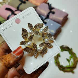 PEARL STONE BROOCHES