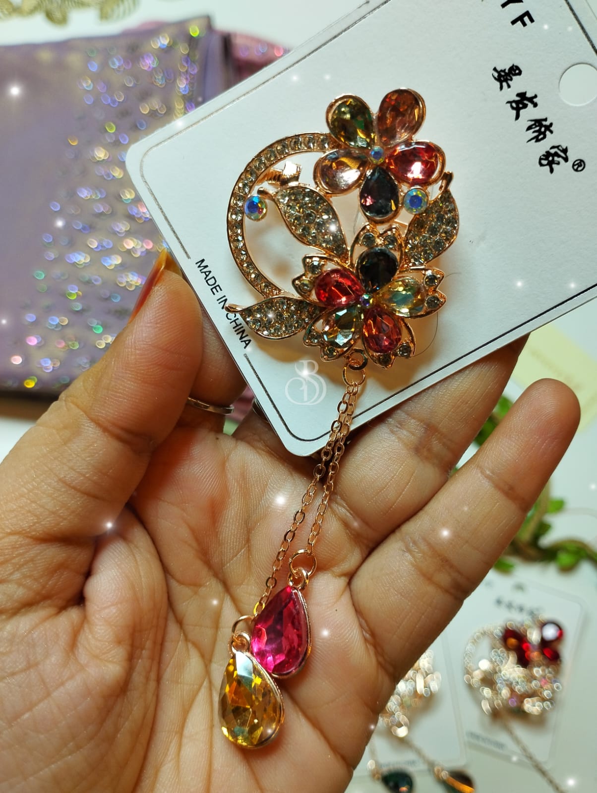 HANGING BROOCHES(FLORAL TYPE)