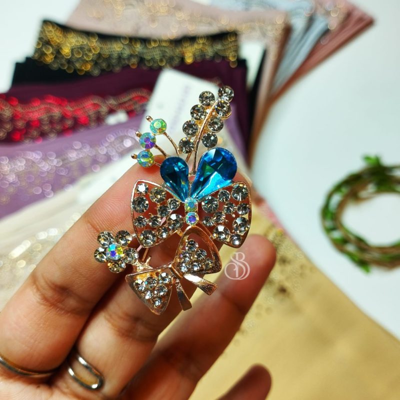 EVERYDAY STONE BROOCHES
